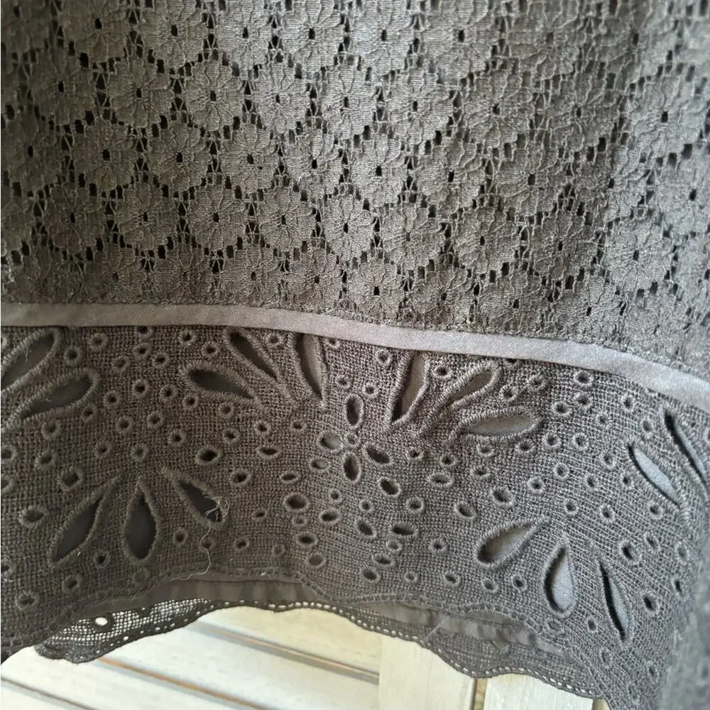 LOFT Black Lace Eyelet A-line Skirt with Eyelet Ruffle Hem. Side zipper. Size 6